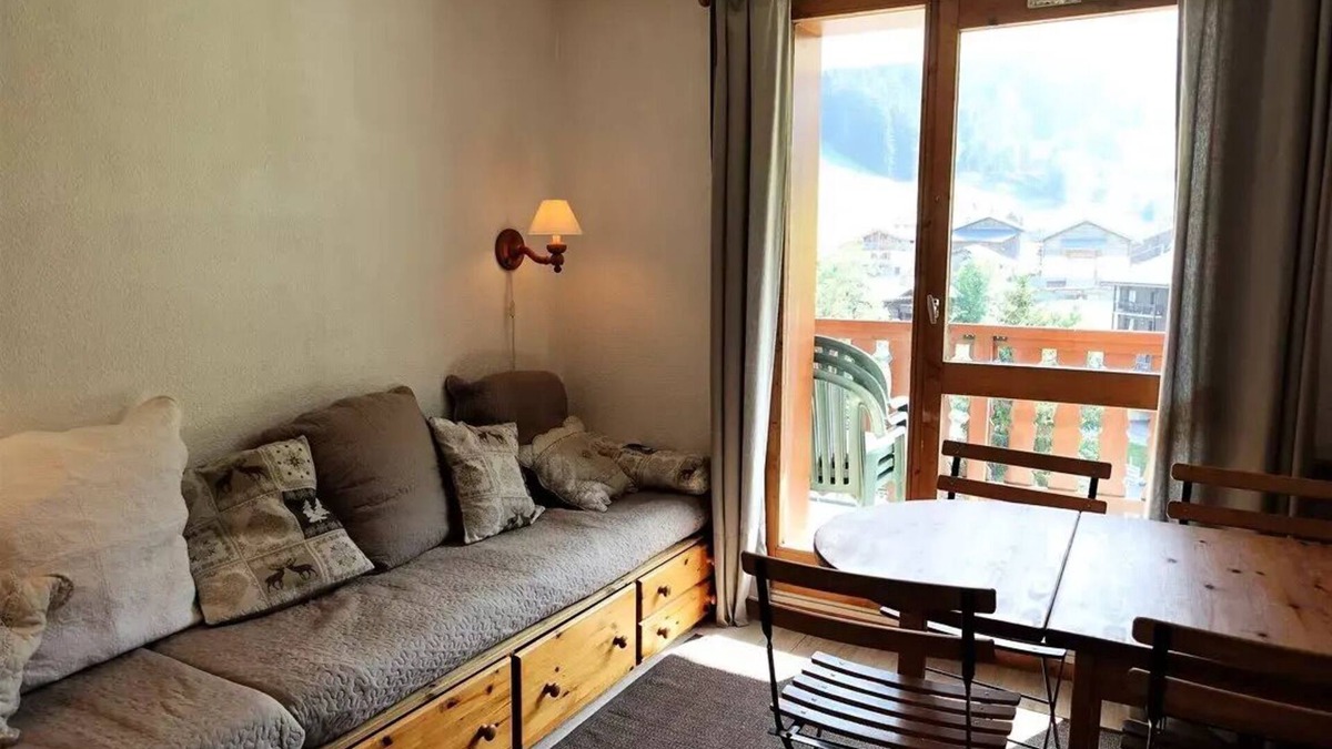 Areches Apartment | Residence Val Blanc 2 - Apartment for 2 to 4 people center village near ski lifts
