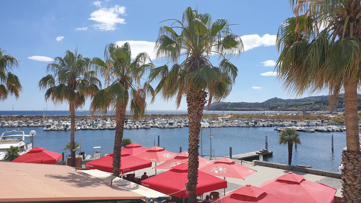 Plage d'Argeles Apartment | Residence with cosy apartment on the port, breathtaking sea and mountain views