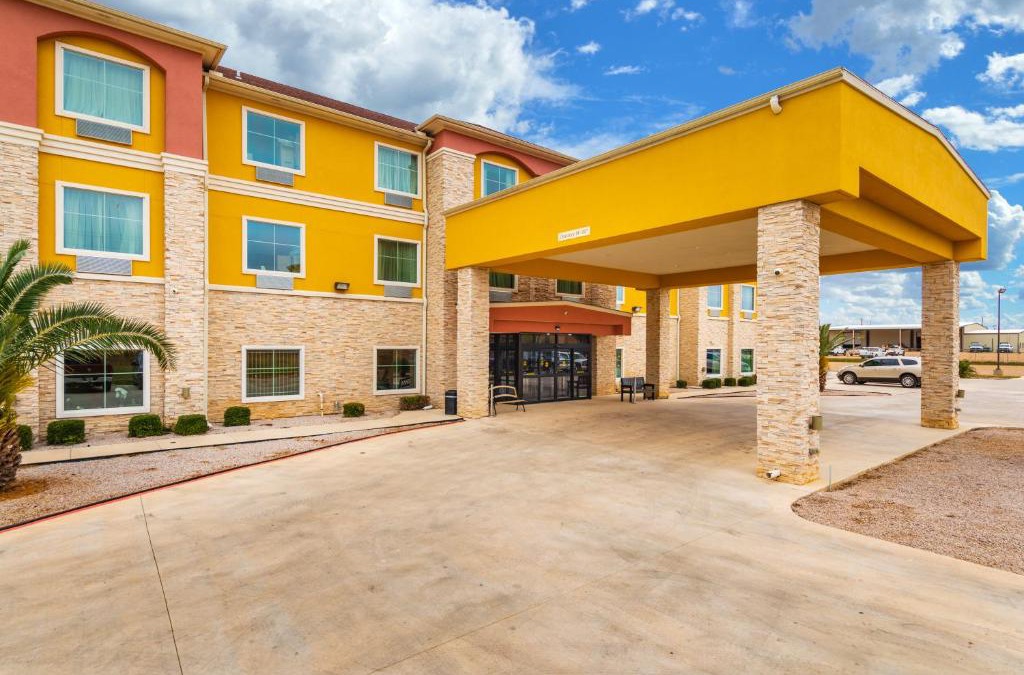 Cotulla Hotel | Residency Suites