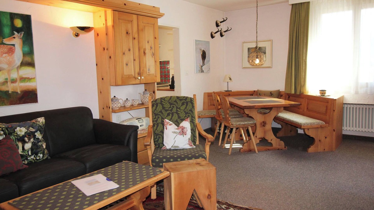 Sils-Maria Apartment | Residenza Lagrev - 2 room flat no. 027 - type 20A - raised ground floor - south