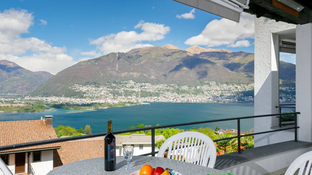 Piazzogna Apartment | Residenza Miralago Apt. A8 by Interhome