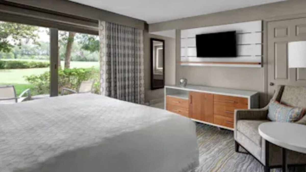 Upper Grand Lagoon Resort | Resort bayside and spa with golfing court.