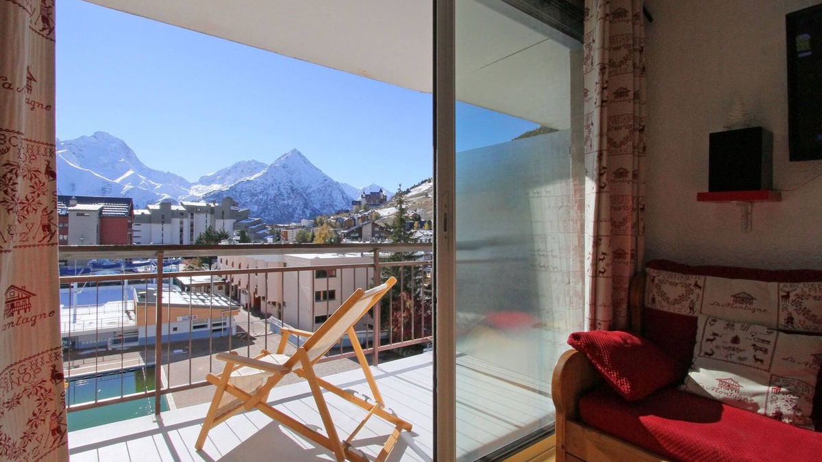 Les Deux Alpes Apartment | Resort center, ALL COMFORT, rated 3* (4 pers.), SIDE OF SLOPES, SOUTH TERRACE
