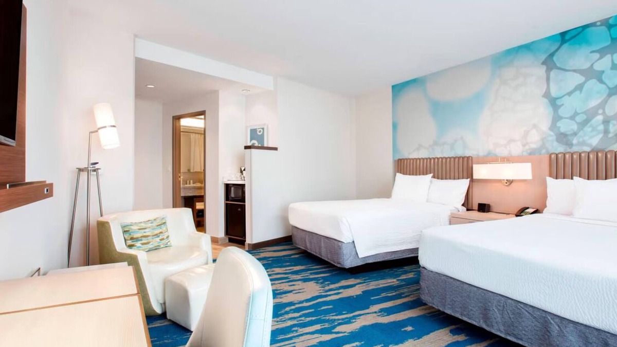 Marathon Hotel | Resort Comfort Near Key West Attractions & Beaches