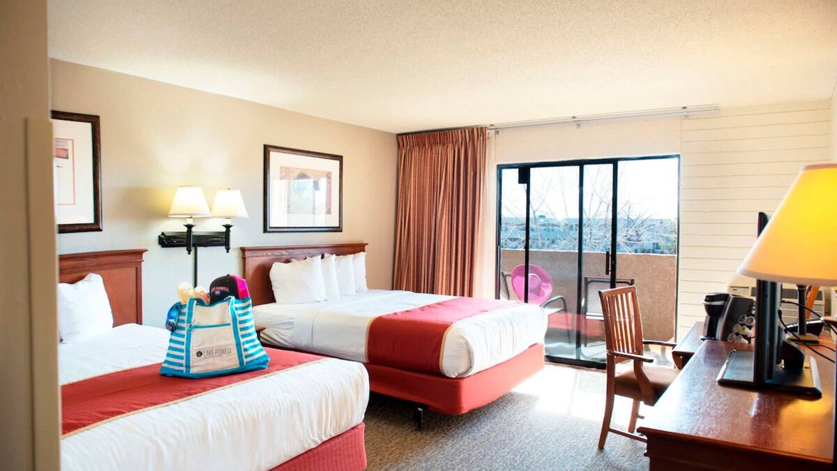 Wahweap Resort | Resort Haven in Arizona:Close to Antelope Canyon!2 Pet Friendly Units,Pool