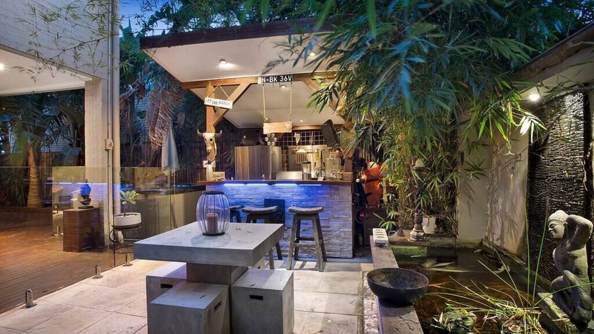 Hendra House | Resort home close to Airport and City