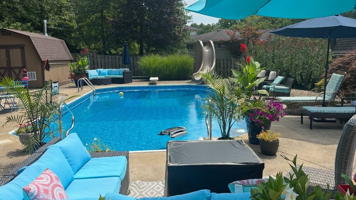 Parma House | RESORT HOME, POOL OPEN/HEATED, HOT TUB, FIRE PIT, INFINITY DIGITAL GAME TABLE.