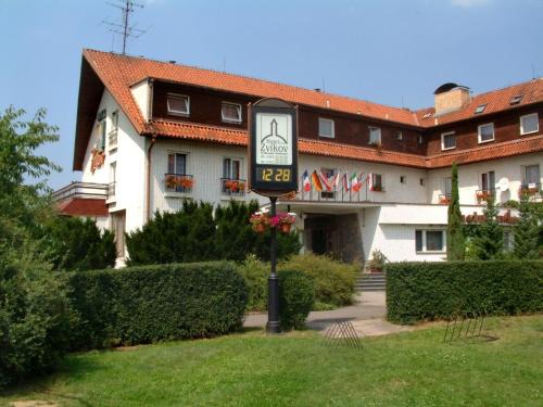 Zvikovske Podhradi Hotel | Resort Hotel Zvíkov