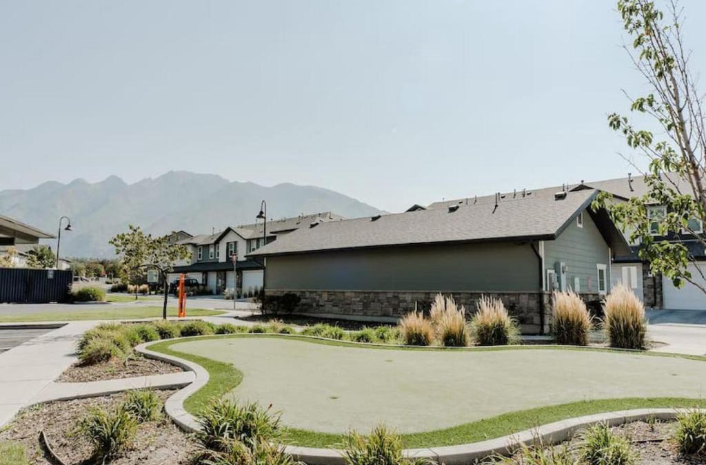 Draper Apartment | Resort like amenities 1 King 1 Qn bd Fast Wi-Fi Slps 5
