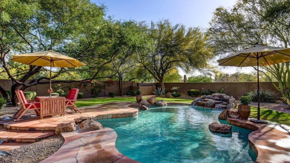 Pinnacle Reserve East House | Resort like backyard w/Heated pool. Home Theater