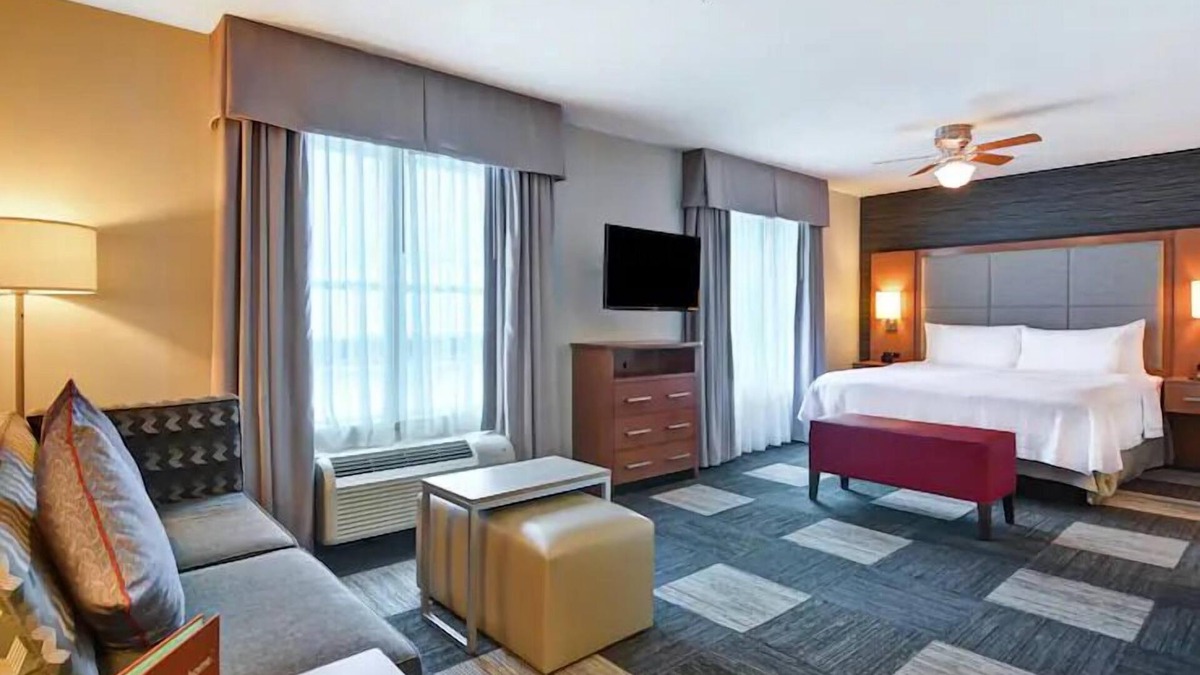 McNeil Hotel | Resort Living at Its Best:2 Accessible Units w/Free Breakfast and Parking