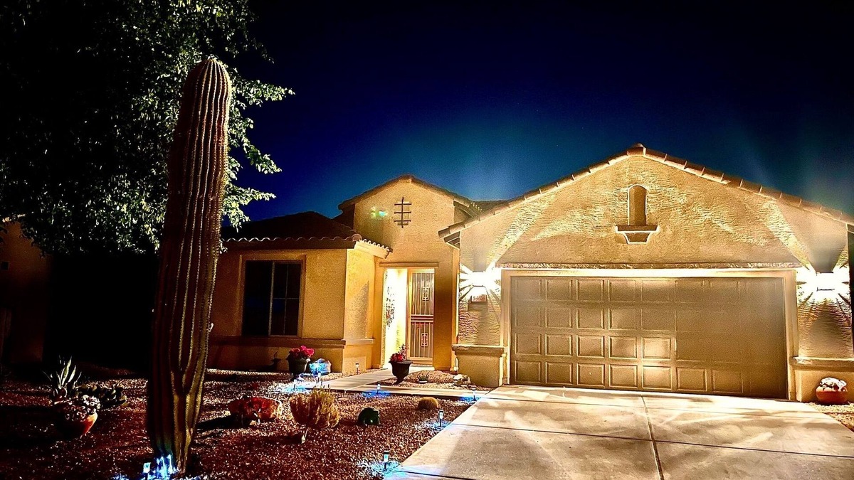 Eleven Mile Corner House | Resort living in beautiful Arizona