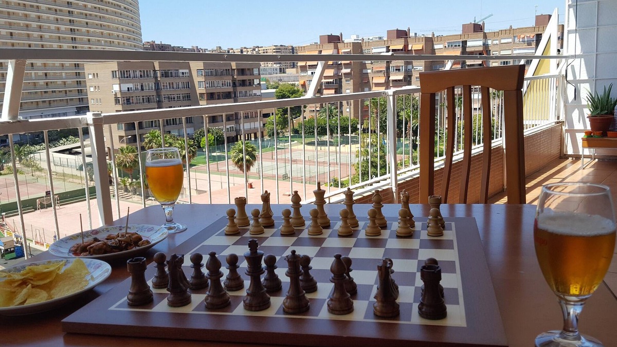 Playa de San Juan Resort | Resort Pool & Restaurant