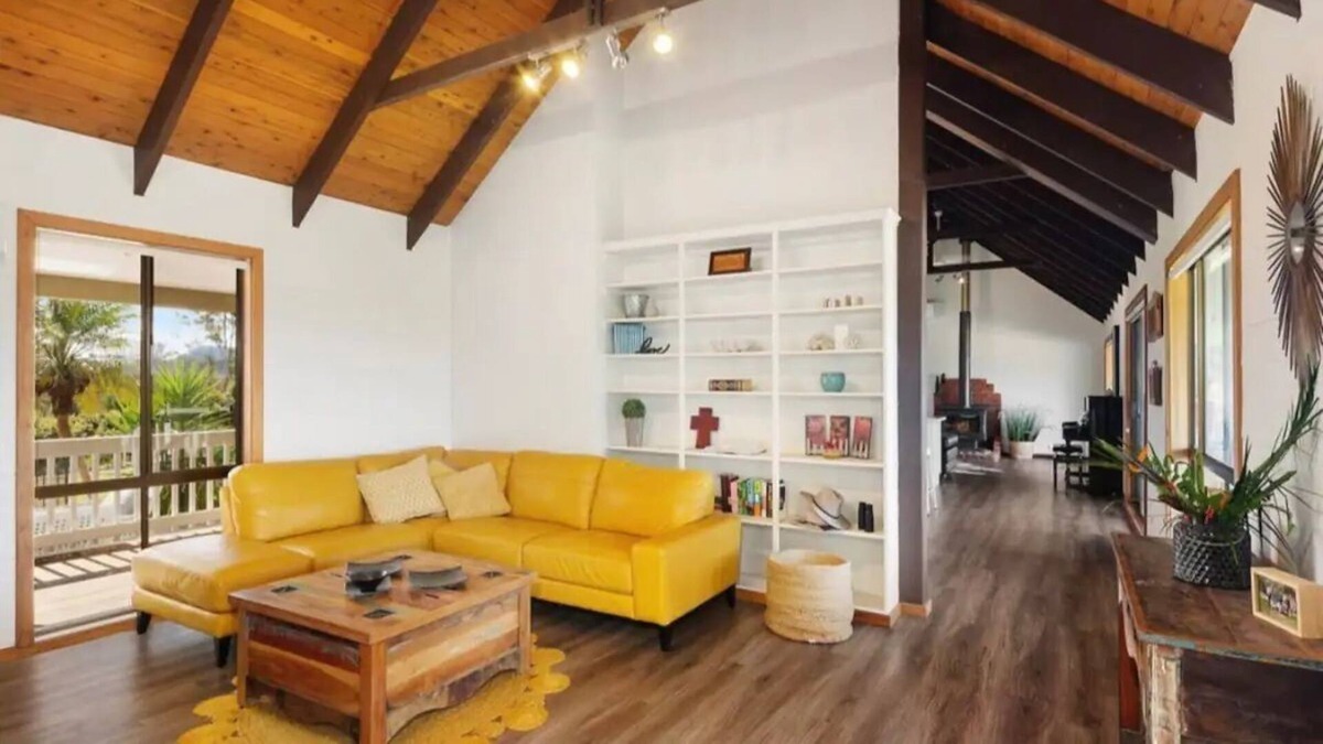 Nana Glen House | Resort Style Farm Stay