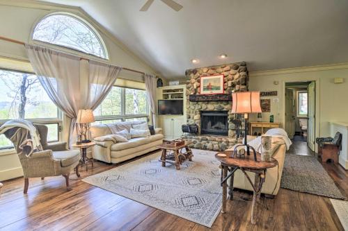Harbor Springs House | Resort-Style Harbor Springs Home Near Ski Resort!