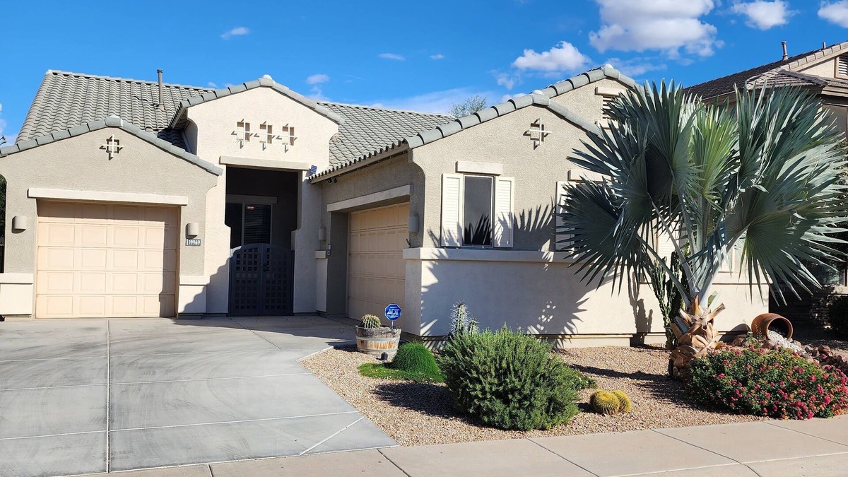 Maricopa House | Resort Style Home in Maricopa-Minutes from Golf, Copper Sky Complex and Harrah's