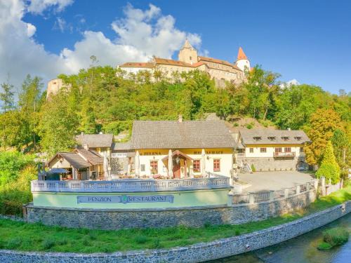 Krivoklat House | Resort U Jelena