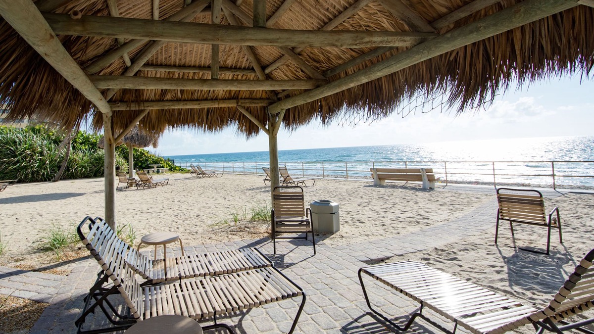 Hillsboro Beach Villa | Resort Villa, Private Oceanfront Beach, Heated Pool, IntraCoastal Gathering