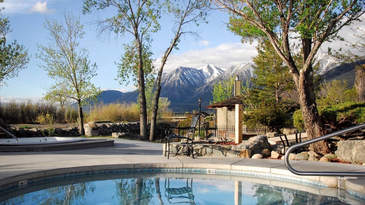 Genoa Villa | Resort with Hot Springs, Pool & Mountain Views!