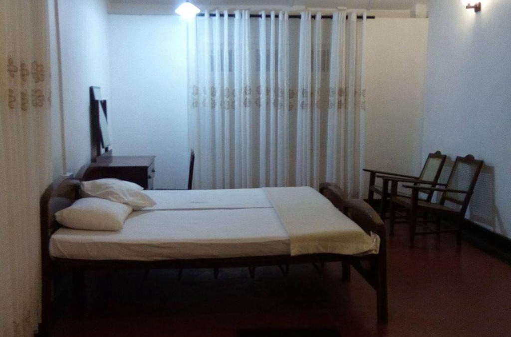 Deniyaya House | Rest House ( තානායම )