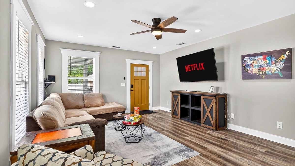 Tampa Heights House | Rest & Recharge | Modern Comfort Near Downtown