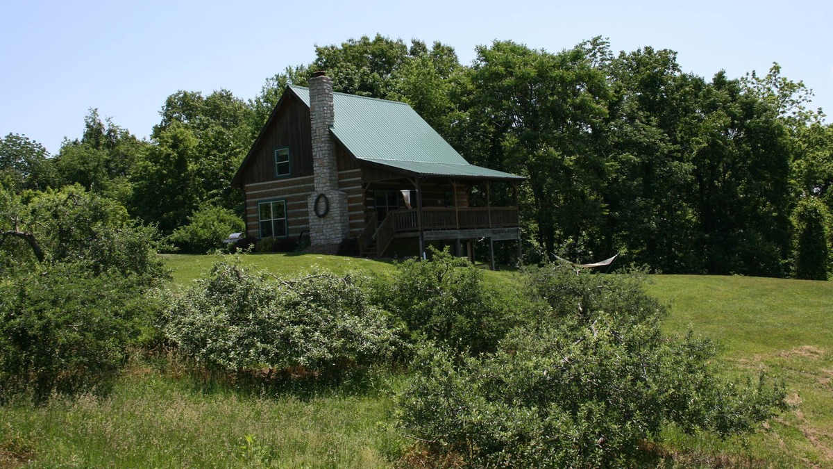 White Cottage Cabin | Rest & relax in a fully furnished cabin on a working orchard and vineyard.