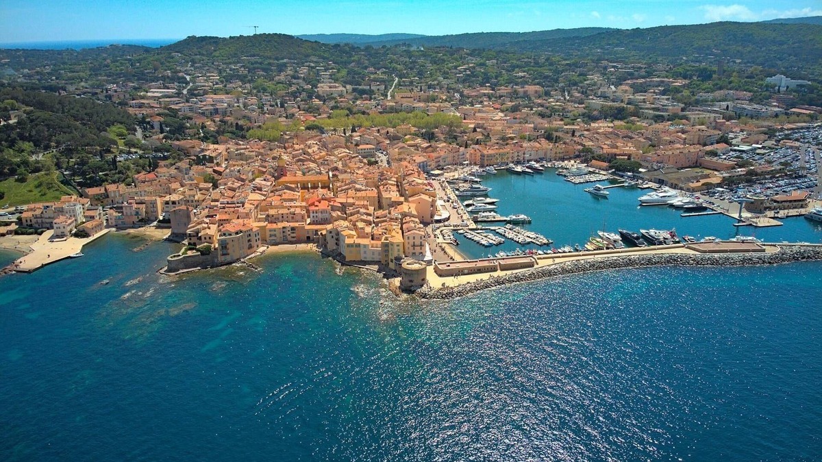 Les Restanques Apartment | Restanques Golfe St-Tropez Charming apartment with exceptional sea view. Grimaud - Holiday Club