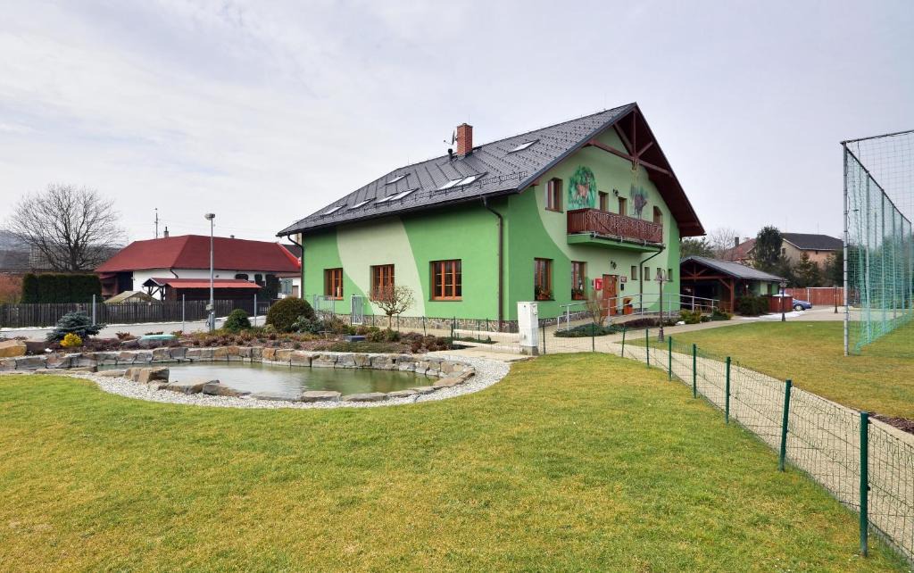 Jilesovice House | Restaurace a penzion Kamenec