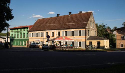 Bozanov Apartment | Restaurace Na Křižovatce