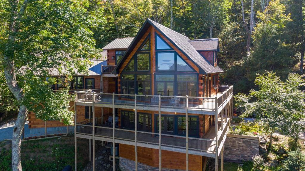 Blowing Rock House | Rested Traveler