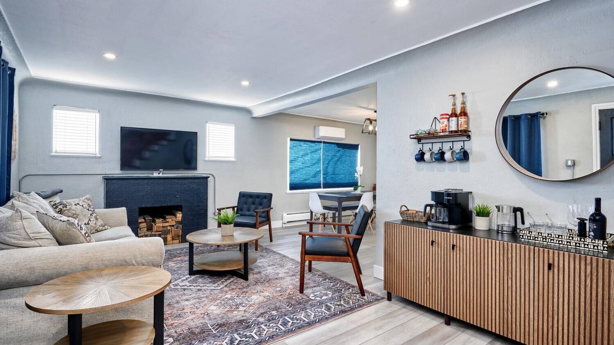 Speer House | Restful Home in Denver