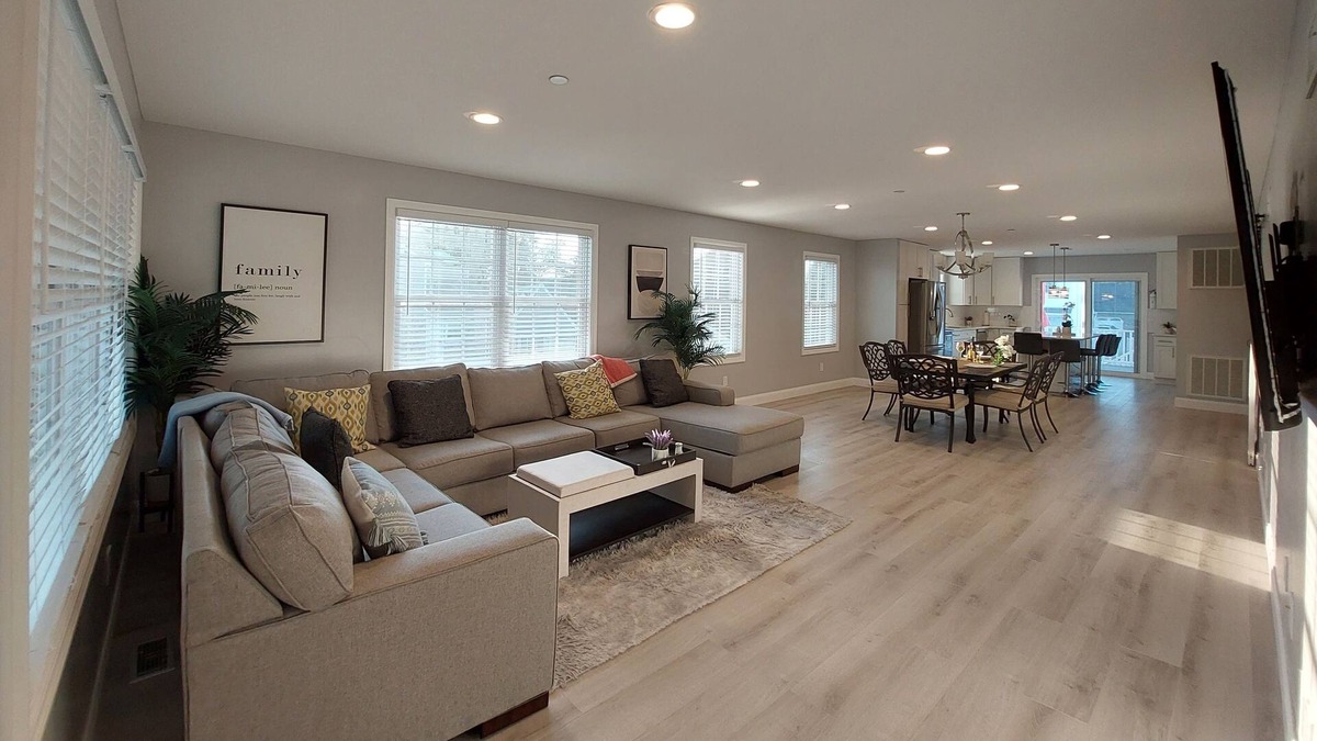 Lindenhurst House | Restful Hotel-Inspired Modern Retreat, A New Cozy 3BR, 2BA Open Concept Home