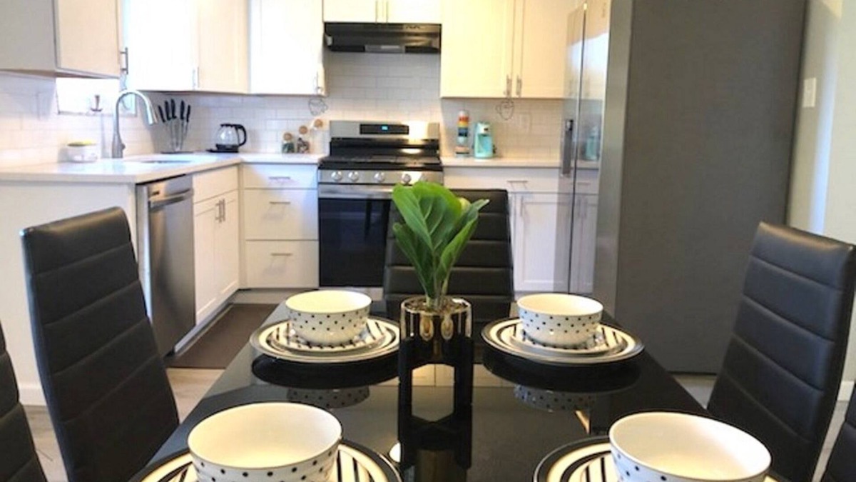 South Hills House | Restful Nest near downtown