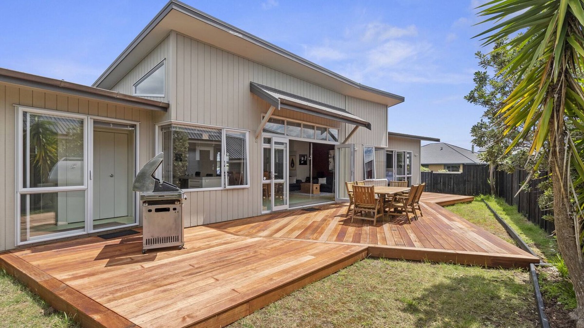 Ruakaka House | Restful Ruakaka - Ruakaka Holiday Home
