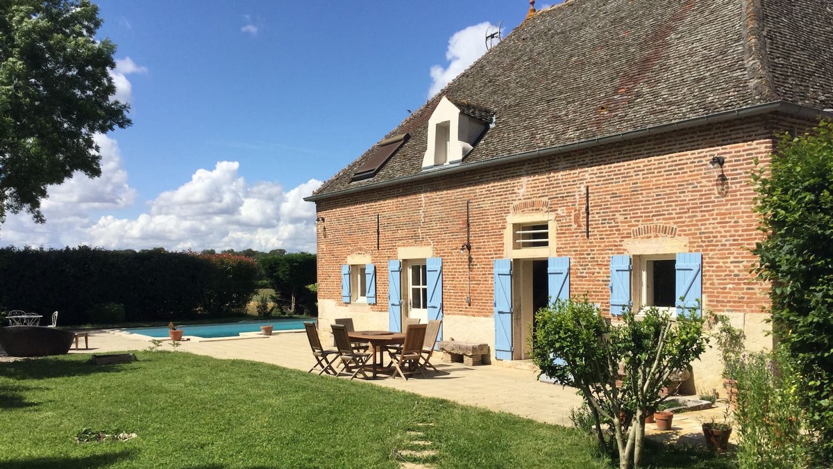 Franxault Other | Restored farmhouse, swimming pool, boules court and badminton, table tennis, piano