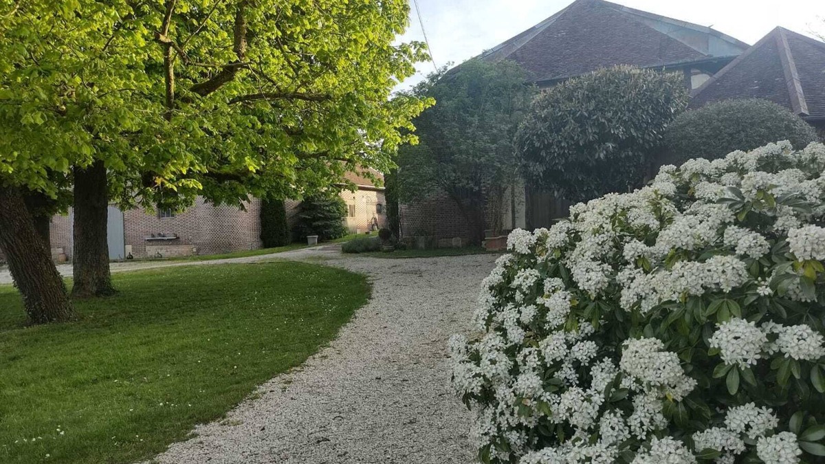 Albã Bed & Breakfast | Restored Gustavian-style B&B in an old farmhouse
