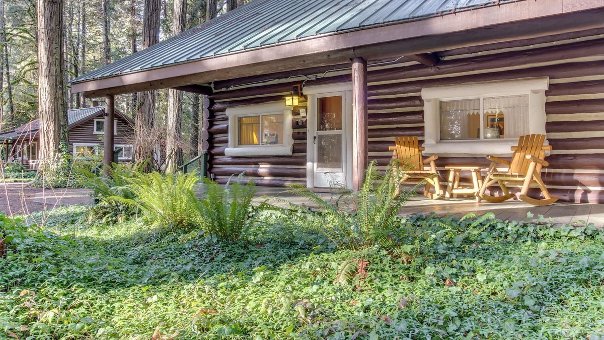 McKenzie Bridge House | Restored log cabin w/classic porch - near river, trails, hot springs, & more