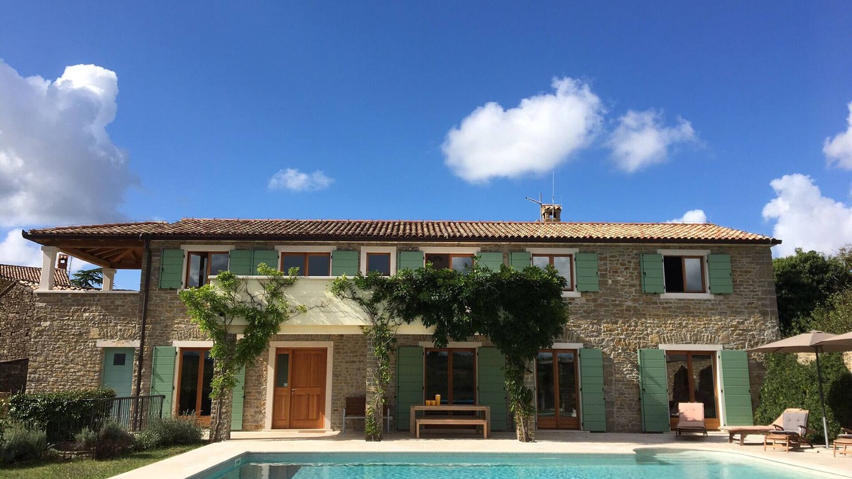 Baredine Villa | Restored Old Stone Farmhouse With Private Pool - Ideal For Families