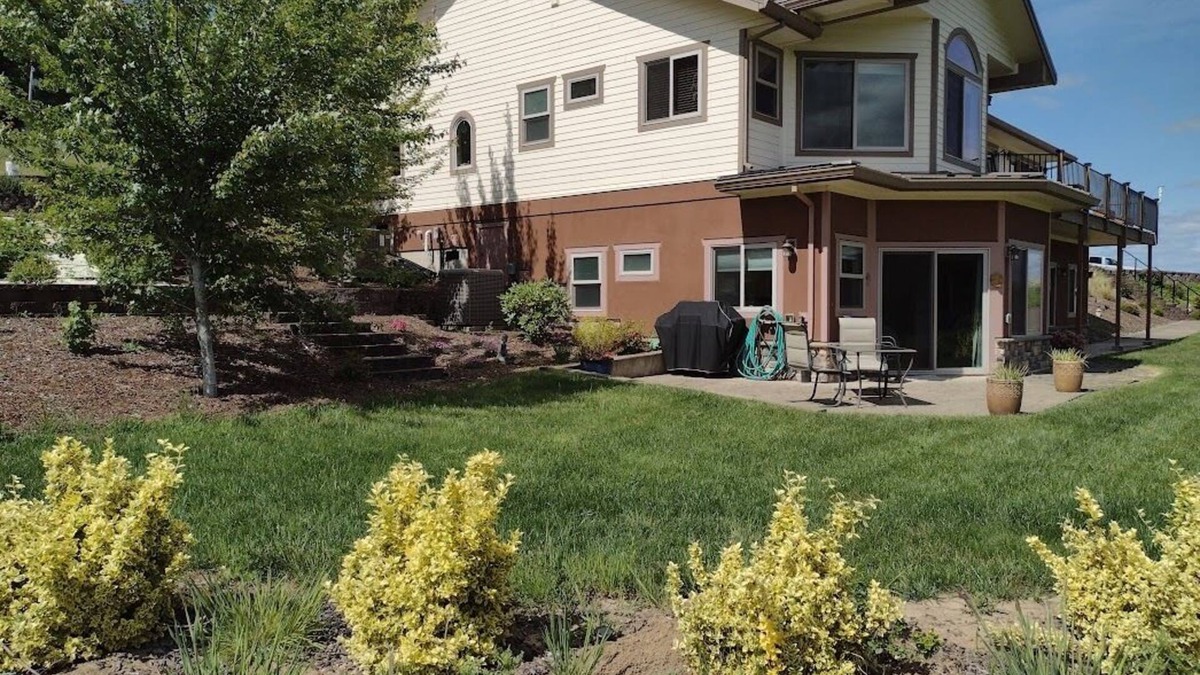 Gaston Apartment | Retreat Apt. for Groups and Families