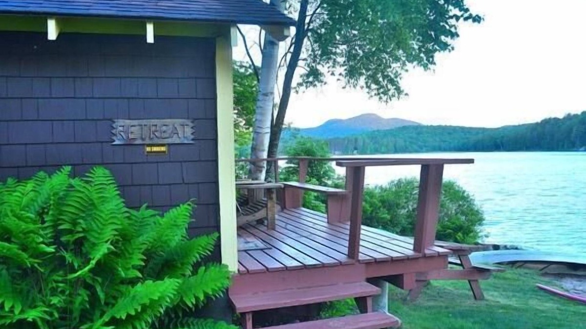 Long Lake Cottage | Retreat Cottage at Journeys End