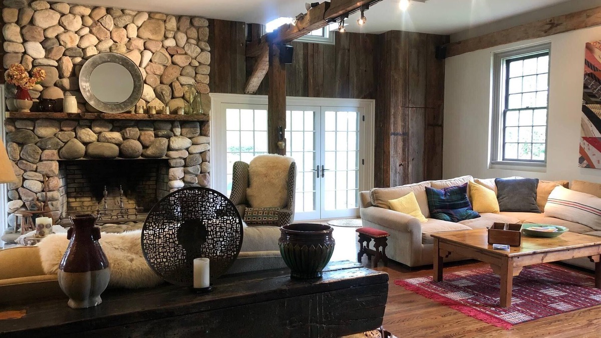 Huntington House | Retreat in special private water front surrounding-45 minutes from Manhattan.