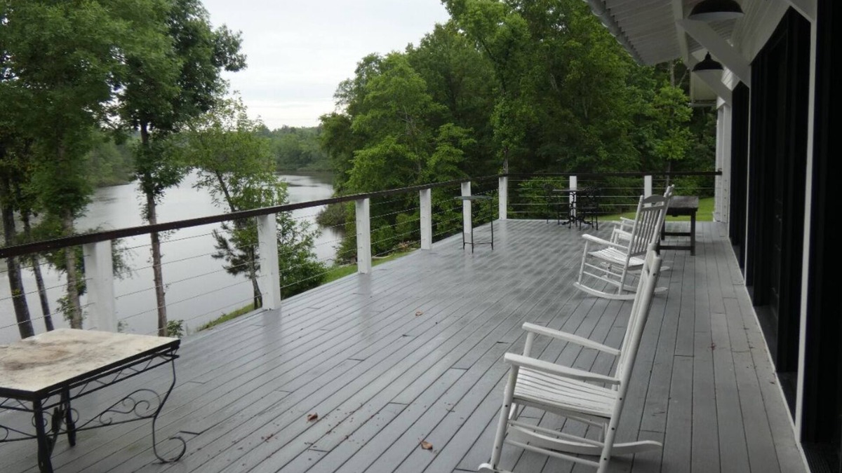 Gough House | Retreat on 37-Acre Lake; Lodge + Home Sleeps 12; Hunt, Fish & Explore