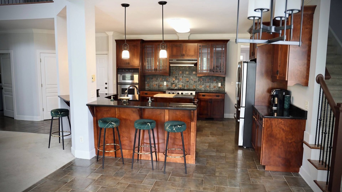 Sharpsburg House | Retreat & Resort Get-Away