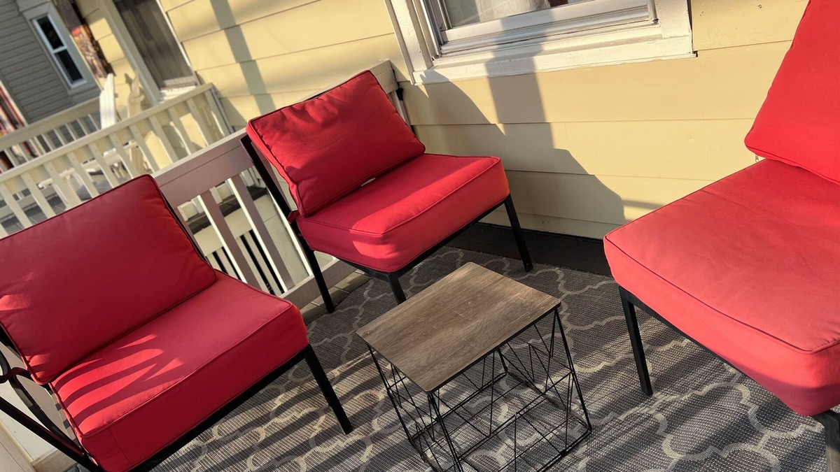 Utica House | Retreat to a beautiful, newly updated cozy home