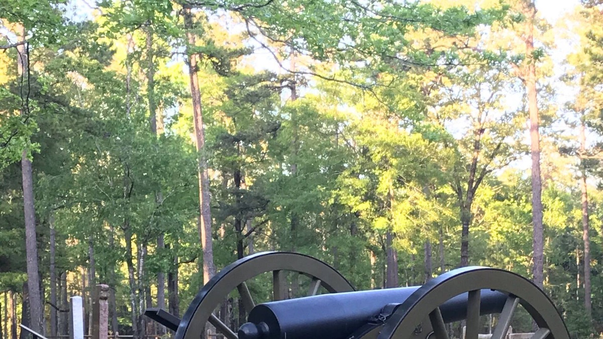 Mobile Apartment | Retreat to the last battleground of the American Civil War!
