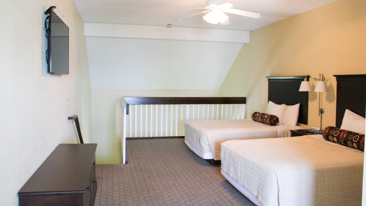 Kelleys Island House | Retreat to the Scenic Iroquois Suites on Kelleys Island 224