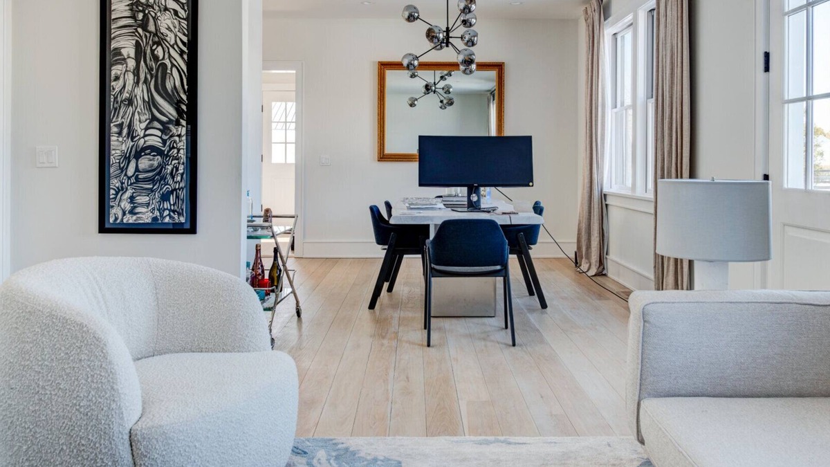 Sagaponack House | Retreat to this farmhouse compound nestled in the heart of Sagaponack Village!