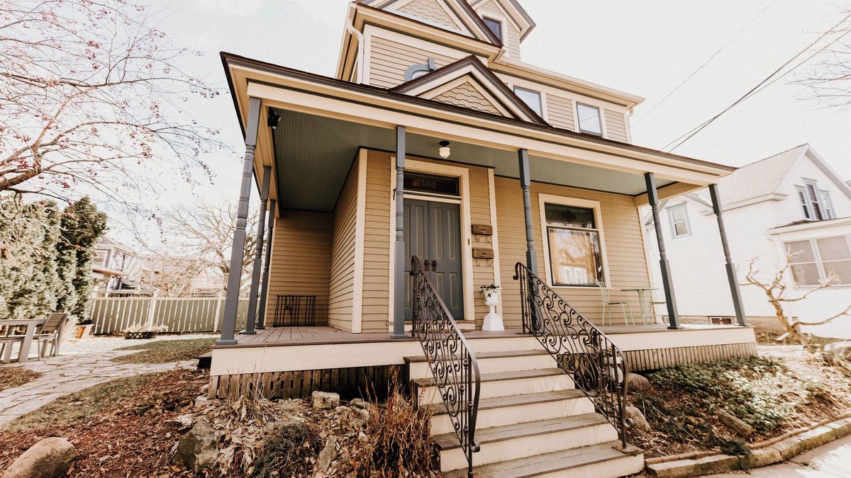 West Seventh House | Retro Jewel Box Victorian Steps from Irvine Park