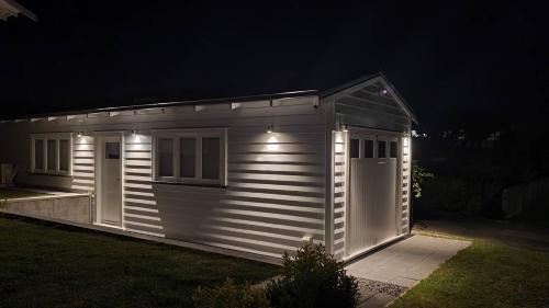 Papakura House | Retro on Queen, Papakura