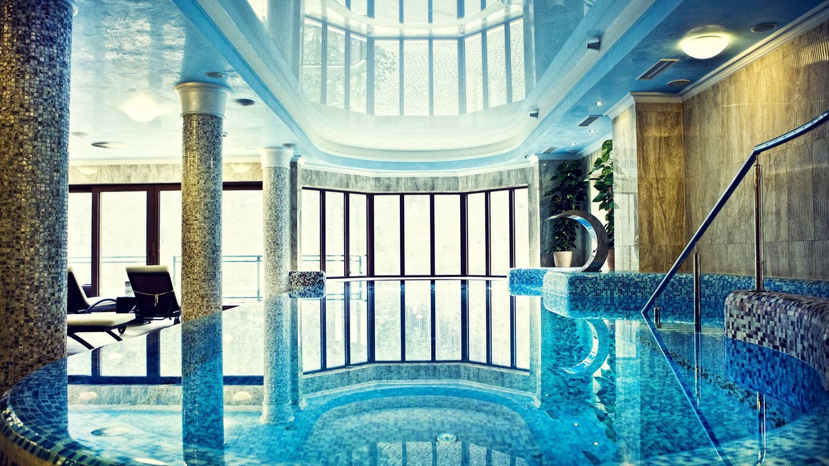 Brezova Hotel | Retro Riverside Wellness Resort